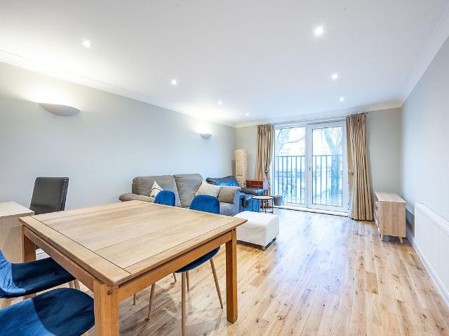 Bourne Place, Chiswick, London W4, 1 bed flat to rent, £3,500 pcm | PrimeLocation