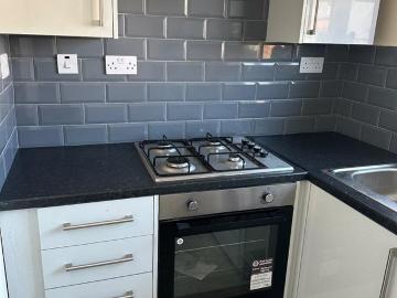 Bourne Road, Slough SL1 2 bed ground floor flat to rent £1,425 pcm £329 pw