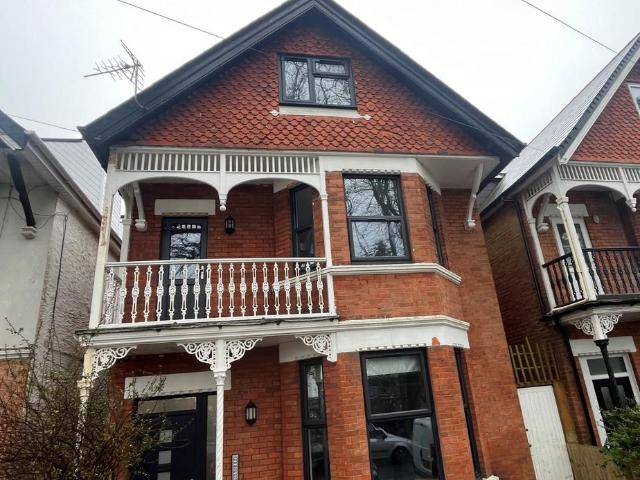 Bournemouth, BH1 1 bed in a house share to rent £600 pcm £138 pw