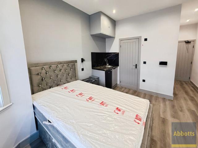 Bournemouth Park Road, Southend On Sea SS2, 1 bed flat to rent, £850 pcm | PrimeLocation