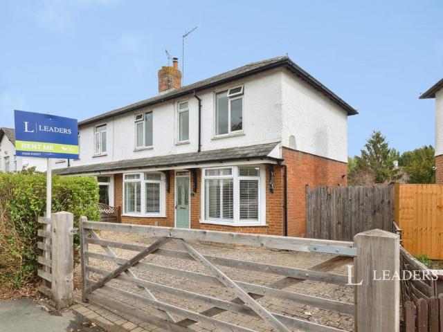 Bourtonville, Buckingham. 3 bed semi detached house to rent £1,600 pcm £369 pw