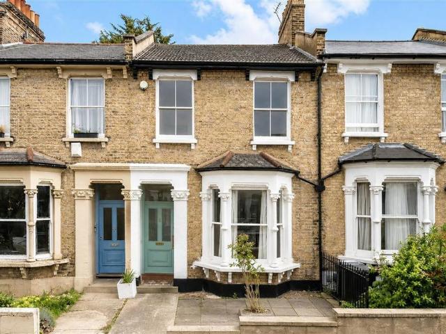 Bousfield Road, New Cross SE14 3 bed house to rent £3,300 pcm £762 pw