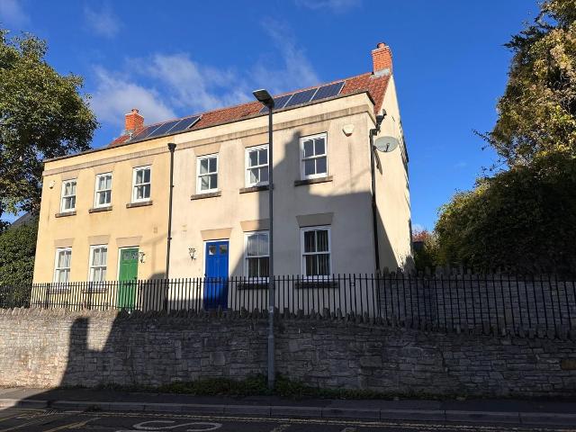 Bove Town Gardens, Glastonbury BA6, 3 bed semi detached house to rent, £1,300 pcm | PrimeLocation
