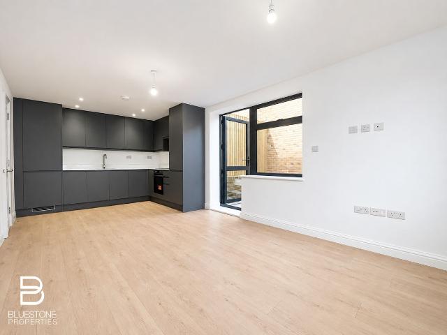 Bovill Road, Honor Oak SE23, 2 bed flat to rent, £2,200 pcm | PrimeLocation