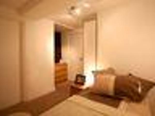 Bow Common Lane, London E3 1 bed in a house share to rent £900 pcm £208 pw