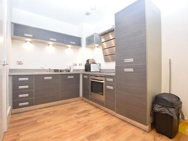 Bow House, Sheffield S1, 2 bed flat to rent, £1,200 pcm | PrimeLocation