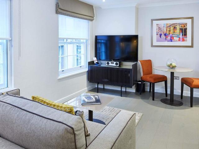 Bow Lane EC4M, Studio to rent, £3,900 pcm | PrimeLocation