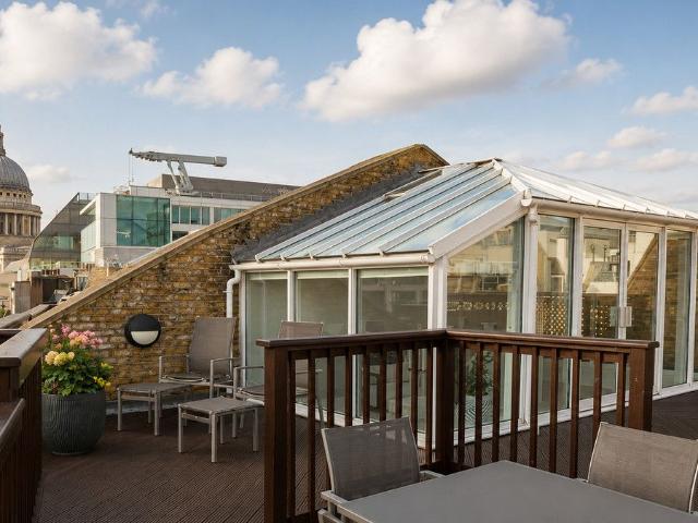 Bow Lane, London EC4M, 2 bed penthouse to rent, £10,617 pcm | PrimeLocation