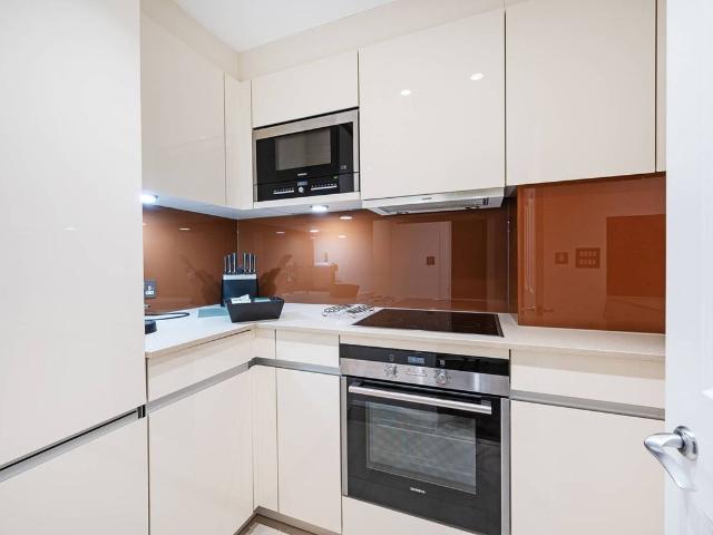 Bow Lane, St Pauls, London EC4M, 1 bed flat to rent, £5,200 pcm | PrimeLocation