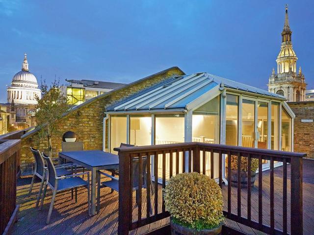 Bow Lane, St Pauls, London EC4M, 2 bed flat to rent, £8,233 pcm | PrimeLocation