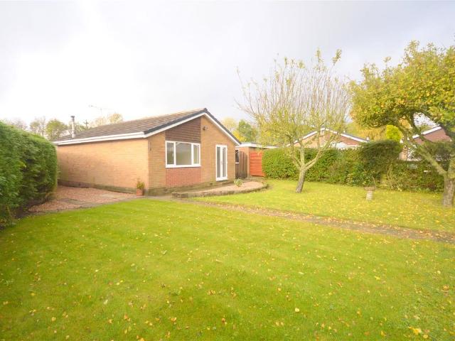 Bowden Avenue, Barlborough, Chesterfield S43, 2 bed detached bungalow to rent, £850 pcm | PrimeLocation