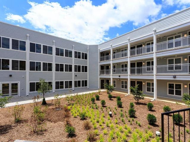 Bowen Flats 1 Bedroom Apartment for Rent at 2620 Bowen Rd Se, Washington, DC 20020 Anacostia