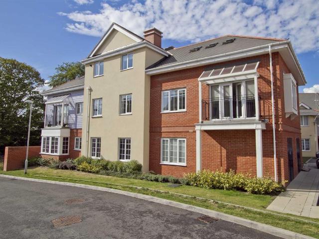 Bower House, Ellis Close, Ruislip HA4, 2 bed flat to rent, £1,950 pcm | PrimeLocation