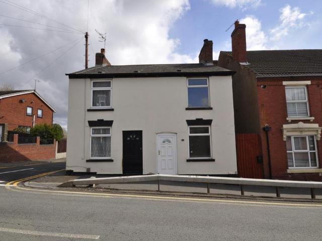 Bower Lane, Quarry Bank 2 bed semi detached house to rent £825 pcm £190 pw