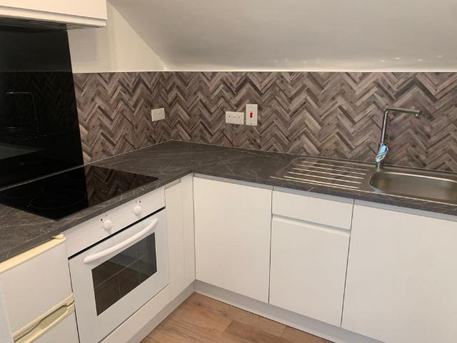 Bower Mount Road, Maidstone, ME16 Studio to rent £925 pcm £213 pw