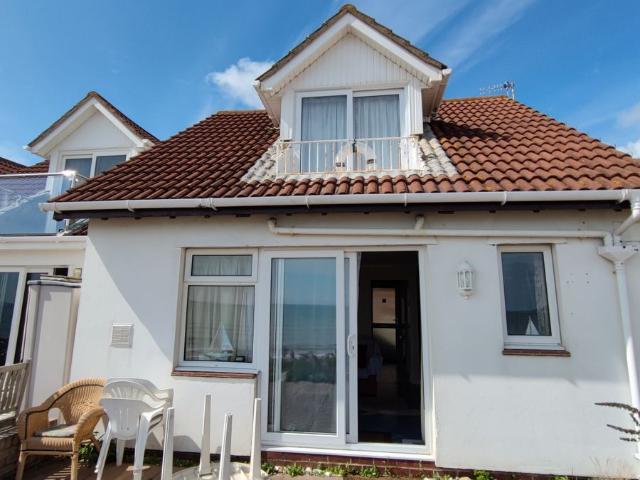 Bowleaze Coveway, Weymouth DT3, 2 bed property to rent, £1,250 pcm | PrimeLocation