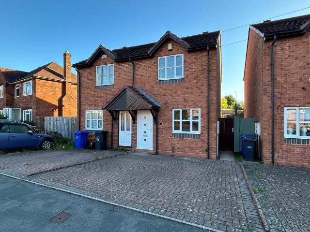 Bowling Green Road, Dudley, DY2 2 bed house to rent £1,200 pcm £277 pw