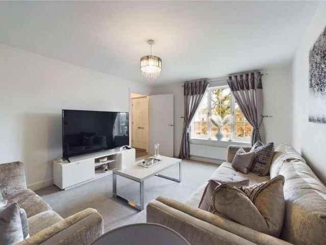 Bowling Green, Three Mile Cross, Reading, Berkshire, RG7