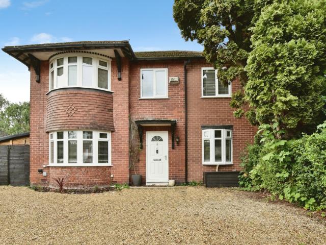 Bowness Avenue, Cheadle, SK8 5 bed detached house to rent £3,500 pcm £808 pw