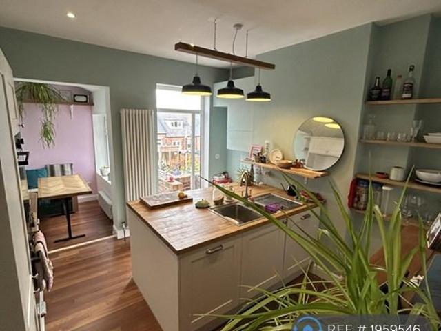 Bowness Road, Sheffield, S6 3 bed terraced house to rent £1,300 pcm £300 pw