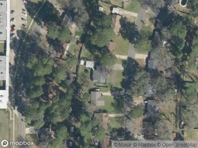 Boxwood Dr