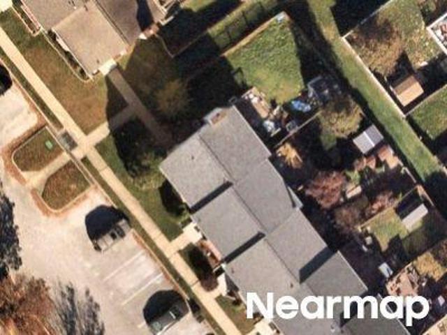 Boxwood Dr