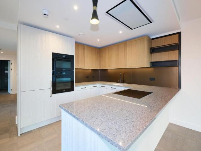 Boxwood Gardens, London E1W, 3 bed flat to rent, £5,500 pcm | PrimeLocation