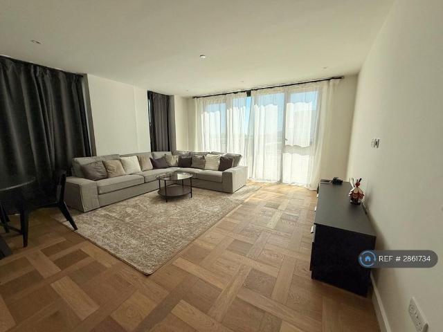 Boxwood Gardens, London, E1W 3 bed flat to rent £5,500 pcm £1,269 pw
