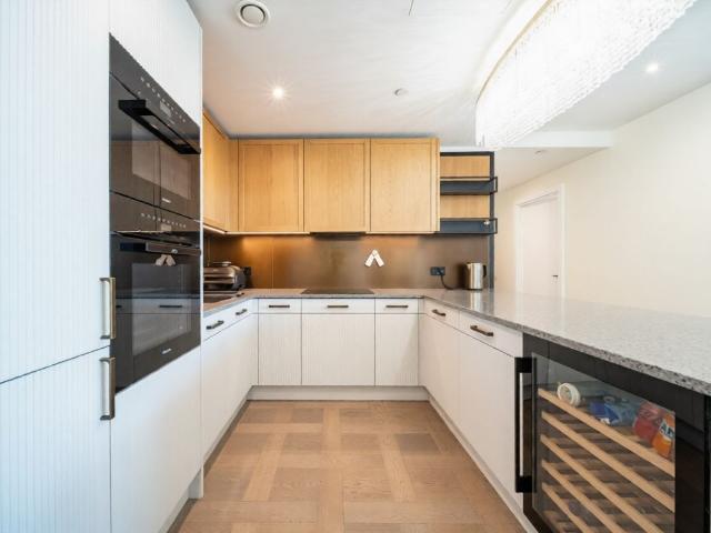 Boxwood Gardens, Wapping E1W, 3 bed flat to rent, £5,600 pcm | PrimeLocation