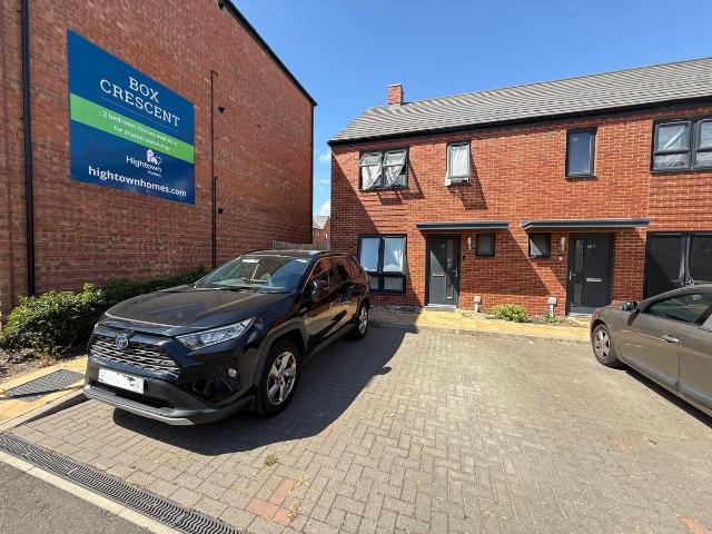 Box Crescent, Dunstable LU5, 3 bed property to rent, £1,750 pcm | PrimeLocation