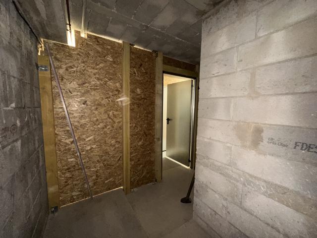 BOX à louer 6 m2 PÉROUSE
