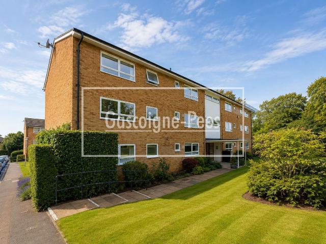 Boxgrove Road The Shimmings, Guildford GU1, 3 bed flat to rent, £2,225 pcm | PrimeLocation