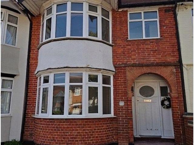 Boycroft Avenue, London NW9, 5 bed terraced house to rent, £3,200 pcm | PrimeLocation