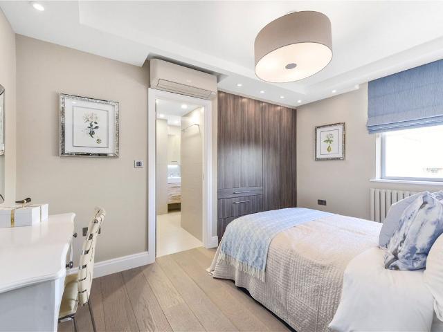 Boydell Court, St. Johns Wood Park NW8, 3 bed flat to rent, £6,067 pcm | PrimeLocation