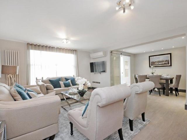 Boydell Court, St. Johns Wood Park, St Johns Wood NW8, 3 bed penthouse to rent, £5,633 pcm | PrimeLocation
