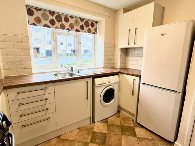 Boydon Close, WOLVERHAMPTON, WV2 1 bed flat to rent £800 pcm £185 pw