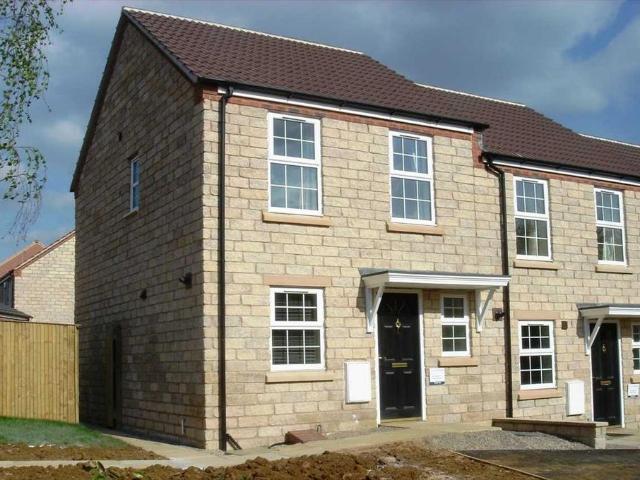Boyds Court, Scunthorpe 2 bed townhouse to rent £750 pcm £173 pw
