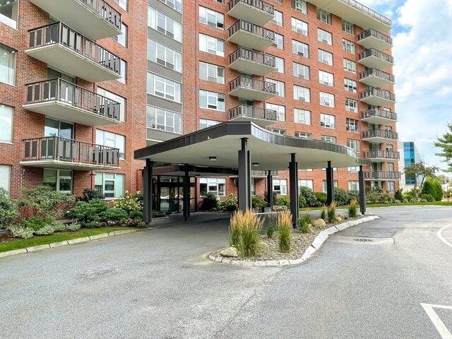 Boylston St Apt,newton, Condo For Sale