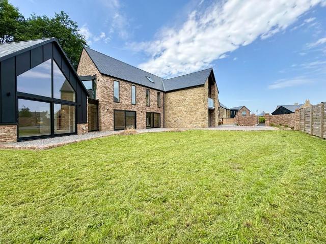 Boyne Colliery House, Sleetburn Lane. 7 bed detached house to rent £7,000 pcm £1,615 pw