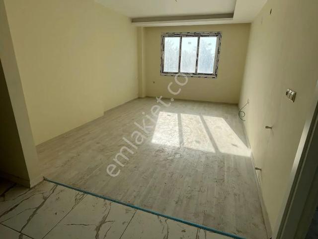 Boynuyoğunda 4+1 Sıfır Hasarsız Cam Balkonlu Yüksek Kredi İmkanı