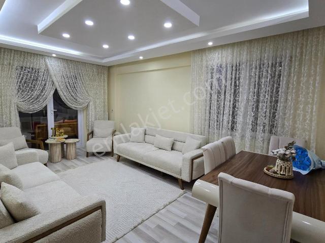 Acil Satılık Bozüyük 4 Eylül Mahallesi Satılık 3+1 Daire |
