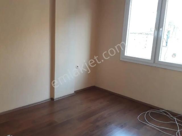 Bozyaka Merkez Yakını Çalıkuşu Mah.3+1 110 M2 Doğalğazlı Kiralık Ev