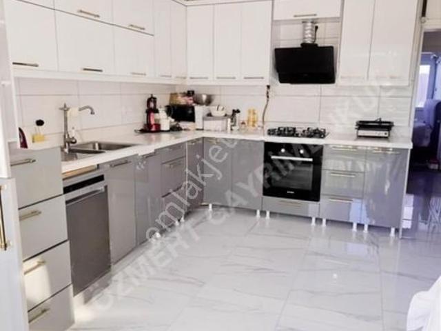 Bozyaka Kapalı Pazar Yerine Yakın 2+1 100 M2 Satılık Daire