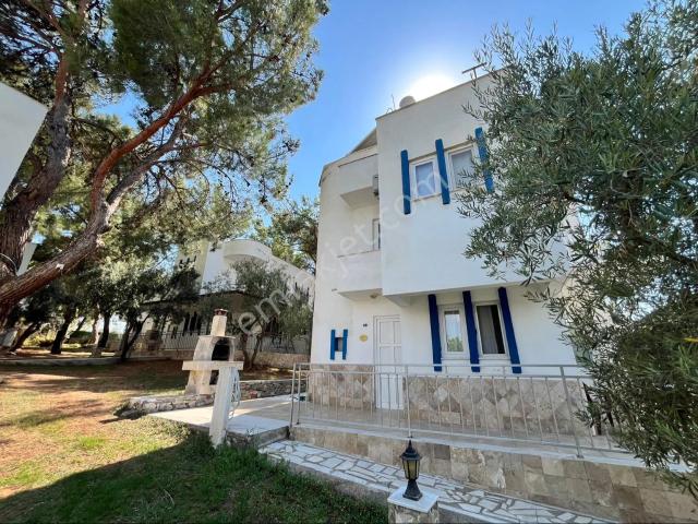 Bozbük’te Site İçerisinde 2+1 Bitişik Villa