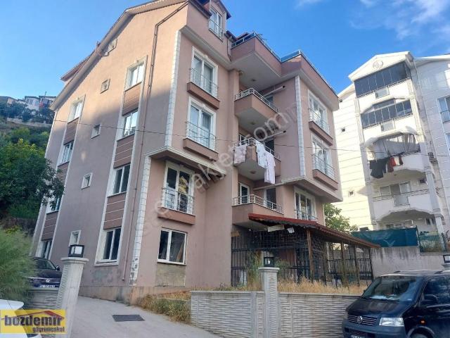 Bozdemir'den Topçularda Kiralık 3+1 Daire