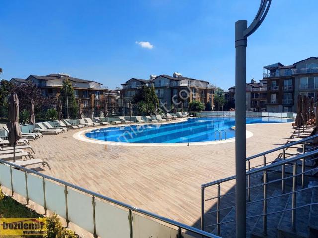 Bozdemir'den Sarımeşe Konaklarında Eşyalı 5+1 Kiralık Dubleks