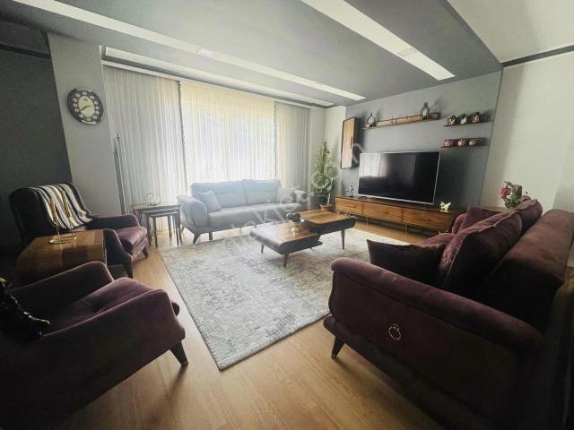 Bozdoğan Petrol Mevki 2+1 Asansörlü 150m2 Teraslı Daire