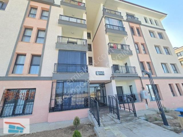 Bozdoğandan Bahçebaşı Tokide Kiralık 3+1 Arakat Daire