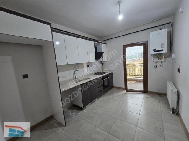 Bozdoğandan Bostanbaşı Tokide Kiralık 3+1 Arakat Daire