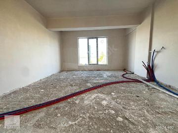 BOZKUŞ EMLAK'TAN ÇUBUK DUMLUPINARDA 1+1 60 M2 DAİRE